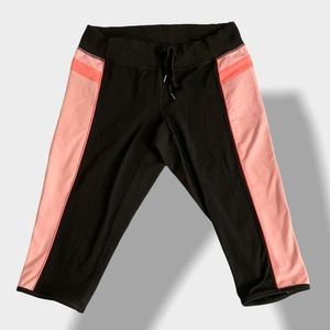 Lululemon Capri Align 16” Crop